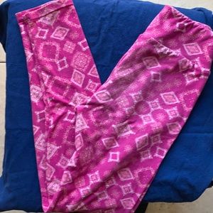 4 for $20! Tween Girls Size Lularoe Leggings